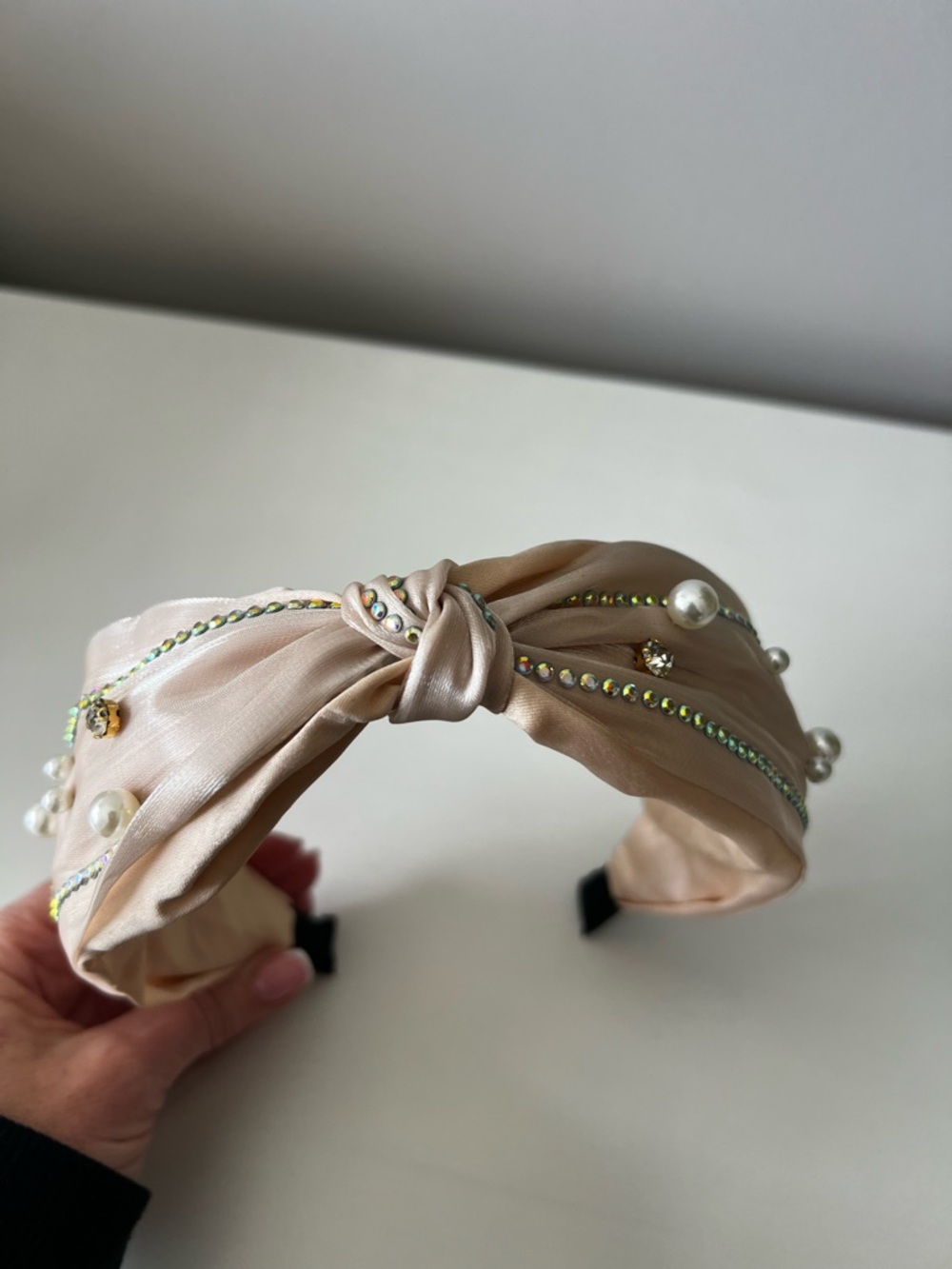 Beige Pearl & Rhinestone Knotted Headband